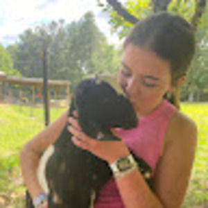 Meet your Posher, Nora